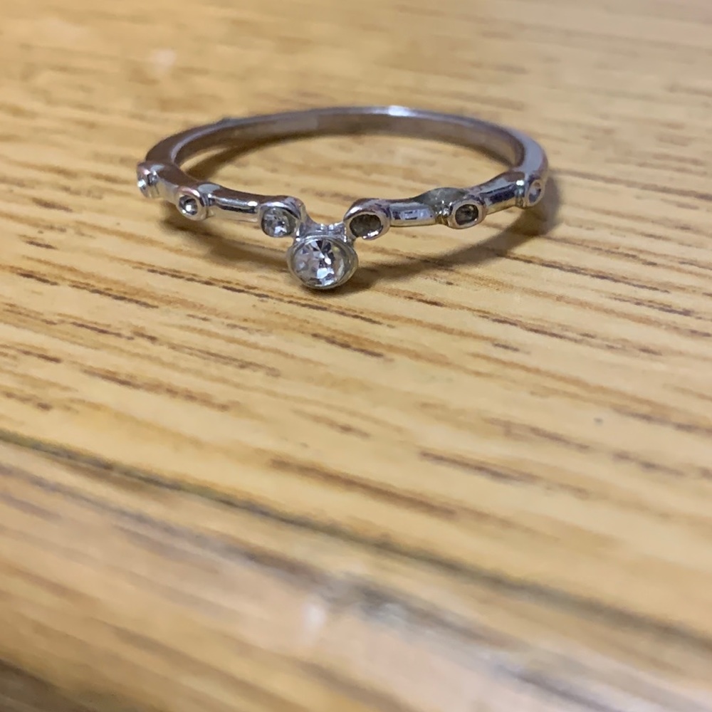 Silver minimalist ring with gemstones, size 7, gently used